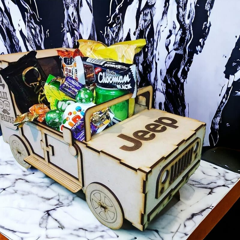 Jeep con Mix de Dulces